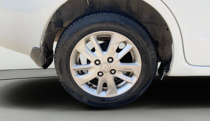 2017 Honda Amaze 1.5L I-DTEC VX, Diesel, Manual, 1,17,587 km, Right Rear Wheel