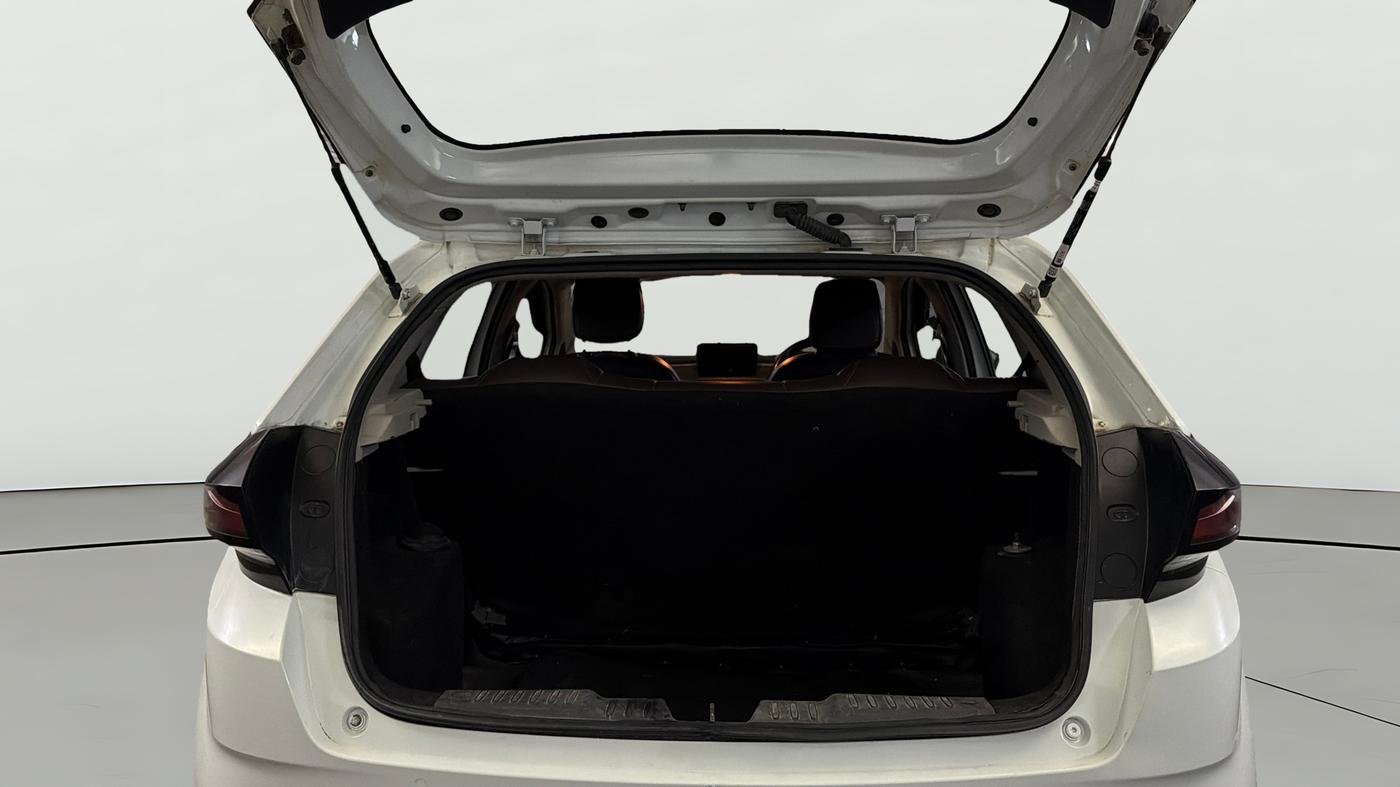 2023 Tata ALTROZ XM PETROL, Petrol, Manual, 51,148 km, Boot Open Zoomed View