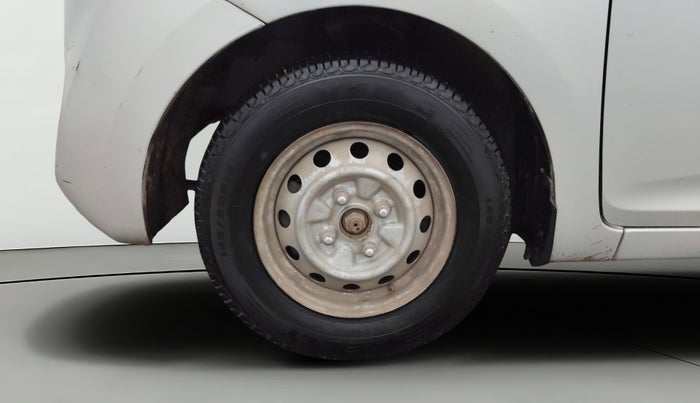 2015 Hyundai Eon ERA +, Petrol, Manual, 70,797 km, Left Front Wheel