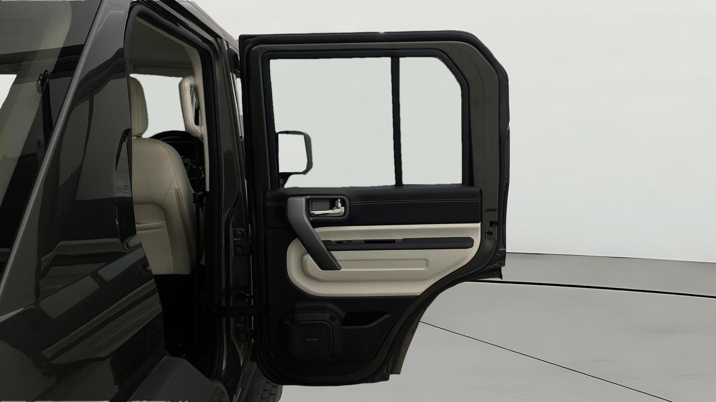 2025 Mahindra Thar Roxx AX7 L Diesel AT 4WD, Diesel, Automatic, 19,011 km, RHS Rear Door