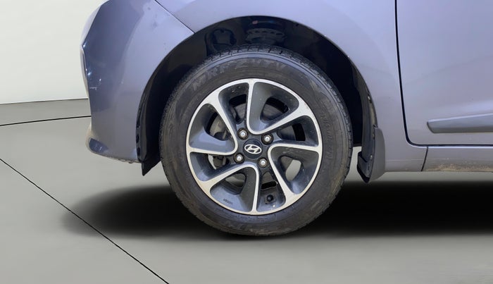 2017 Hyundai Grand i10 SPORTZ (O) AT 1.2 KAPPA VTVT, Petrol, Automatic, 23,602 km, Left Front Wheel