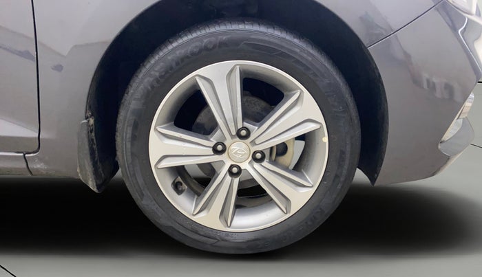 2019 Hyundai Verna 1.6 VTVT SX O, Petrol, Manual, 48,411 km, Right Front Wheel