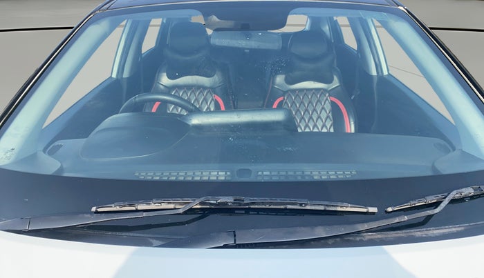 2020 Hyundai NEW I20 SPORTZ 1.0T GDI IMT, Petrol, Manual, 66,432 km, Front Windshield