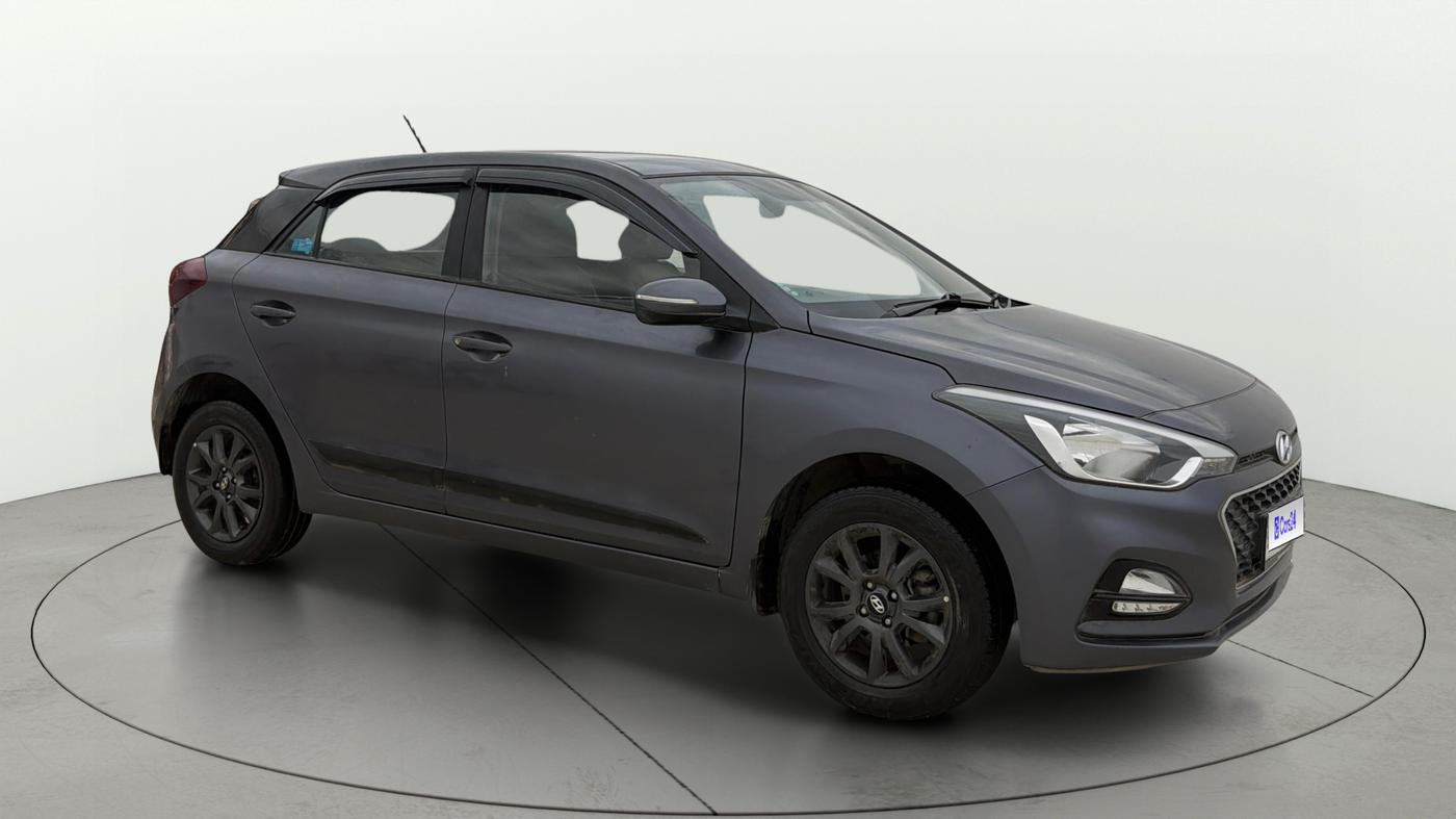 2020 Hyundai Elite i20 SPORTZ PLUS 1.2, Petrol, Manual, 28,946 km, Right Front Diagonal