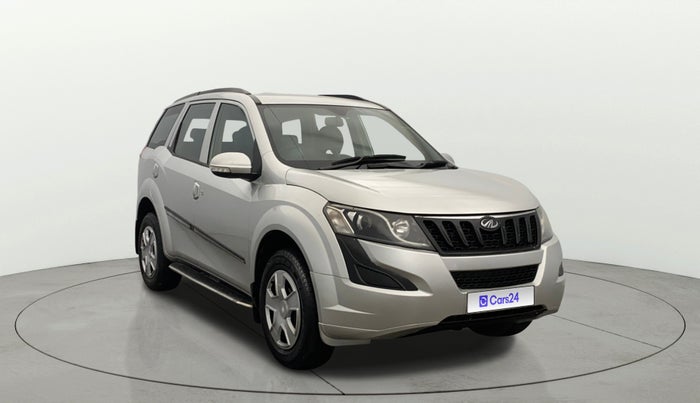2016 Mahindra XUV500 W4 1.99, Diesel, Manual, 61,726 km, Right Front Diagonal