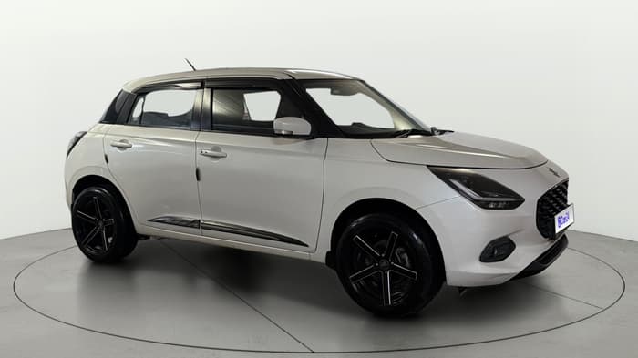 2024 Maruti Swift ZXi AMT, Petrol, Automatic, 29,530 km, Right Front Diagonal