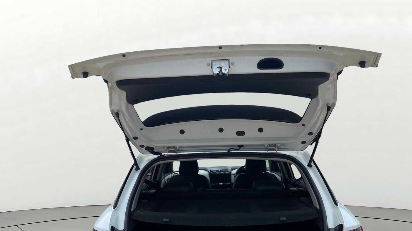 2023 Hyundai Creta SX (O) AT 1.5 DIESEL, Diesel, Automatic, 1,01,317 km, Boot Door Open