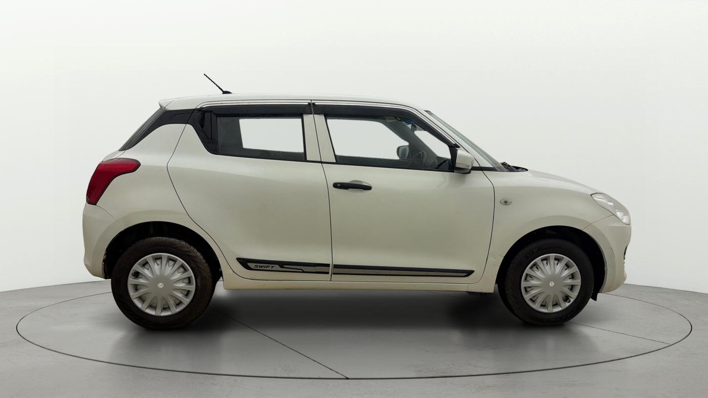 2024 Maruti Swift LXI, Petrol, Manual, 13,029 km, Right Side View