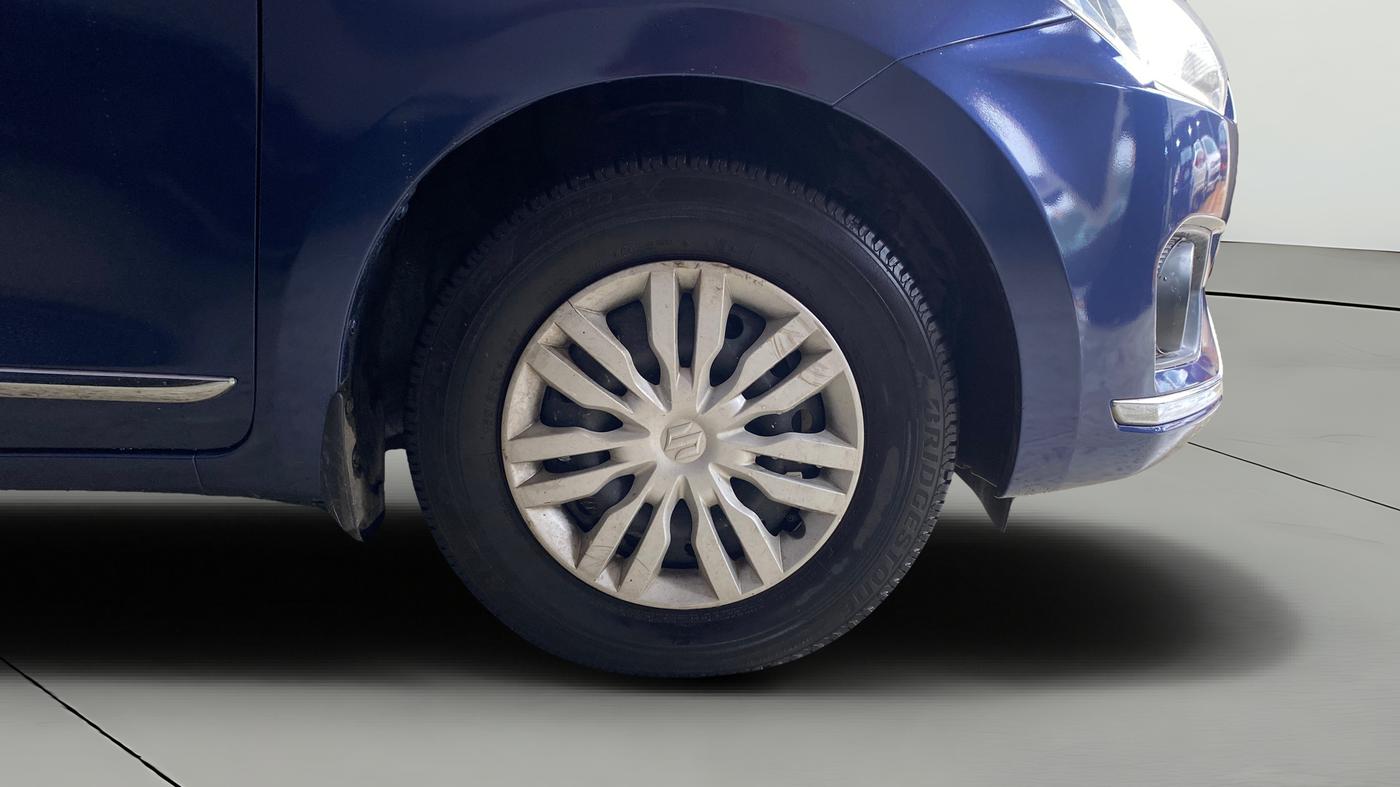 2017 Maruti Dzire VXI AMT, Petrol, Automatic, 23,373 km, Right Front Wheel