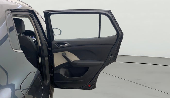 2022 Volkswagen TAIGUN TOPLINE 1.0 TSI MT, Petrol, Manual, 33,574 km, RHS Rear Door