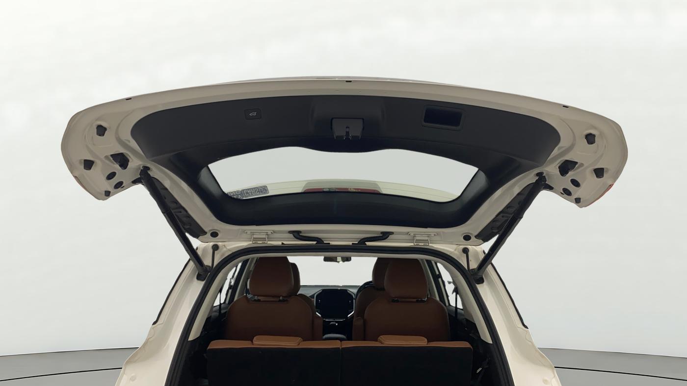 2020 MG HECTOR PLUS SHARP 1.5 PETROL TURBO DCT 6-STR, Petrol, Automatic, 47,361 km, Boot Door Open