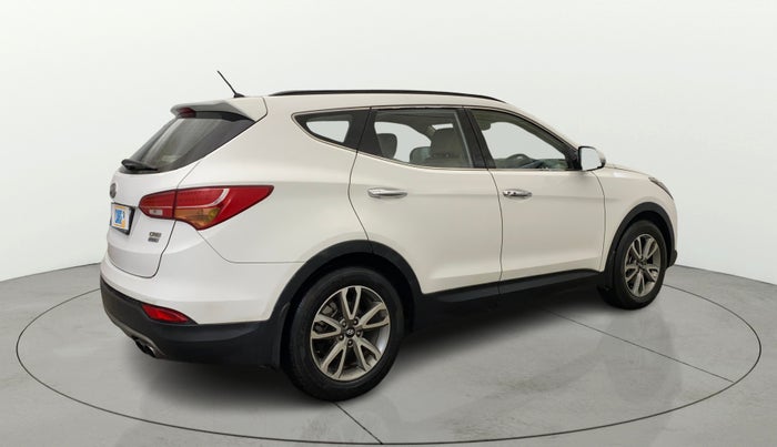 2014 Hyundai Santa Fe 4 WD AT, Diesel, Automatic, 72,593 km, Right Back Diagonal