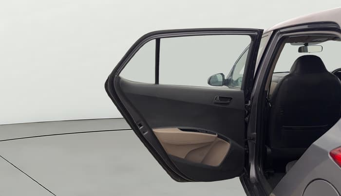 2017 Hyundai Grand i10 MAGNA AT 1.2 KAPPA VTVT, Petrol, Automatic, 75,020 km, LHS Rear Door
