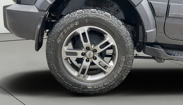 2021 Mahindra Thar LX PETROL HT 4WD AT, Petrol, Automatic, 60,999 km, Right Rear Wheel
