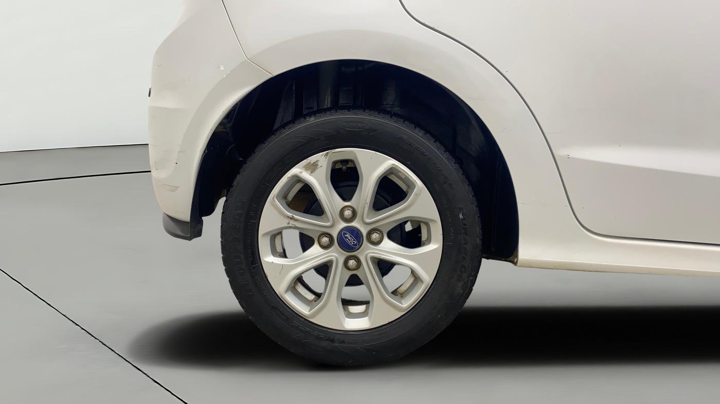 2016 Ford New Figo TITANIUM 1.5 PETROL AT, Petrol, Automatic, 51,020 km, Right Rear Wheel