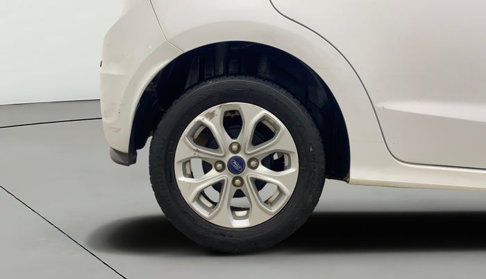 2016 Ford New Figo TITANIUM 1.5 PETROL AT, Petrol, Automatic, 51,020 km, Right Rear Wheel