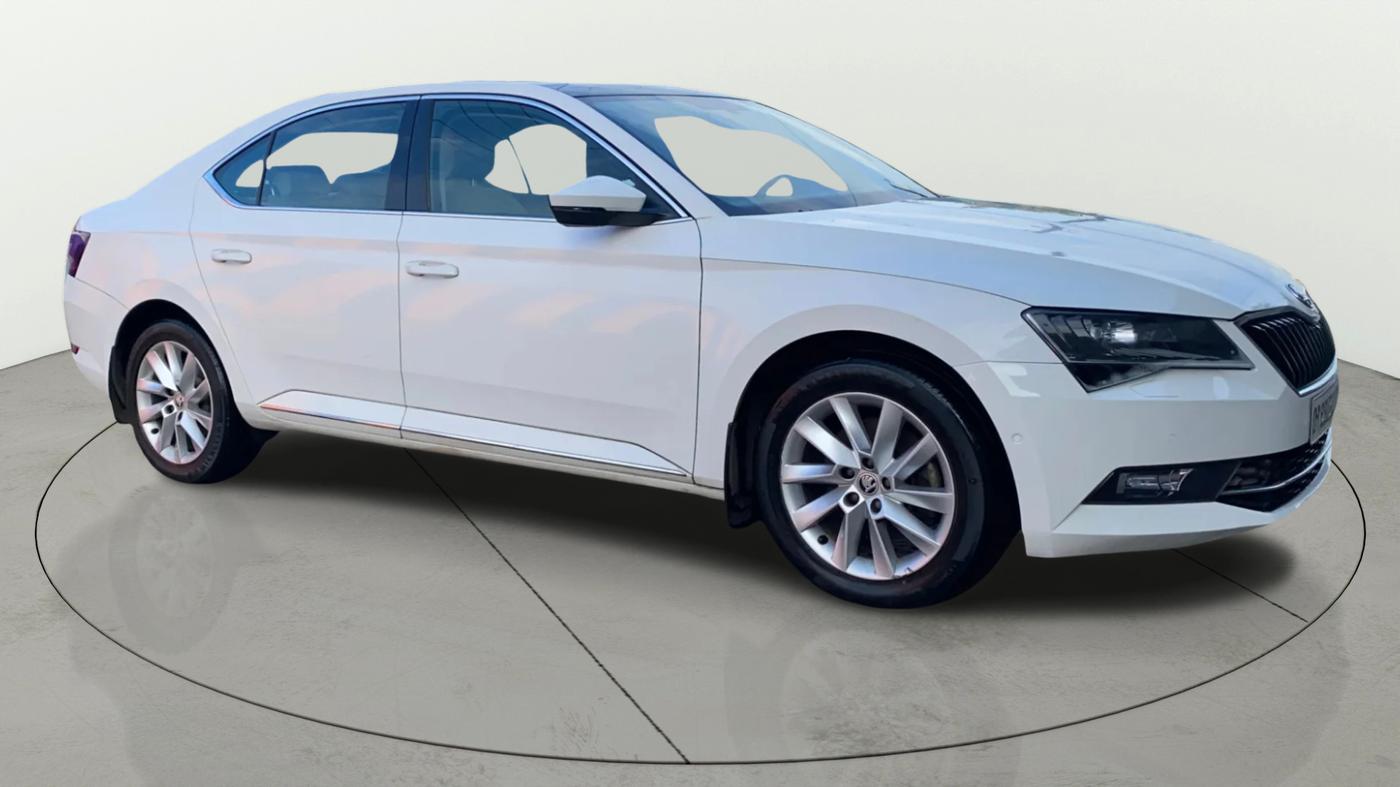 2018 Skoda Superb L&K 1.8 TSI AT, Petrol, Automatic, 82,371 km, SRP