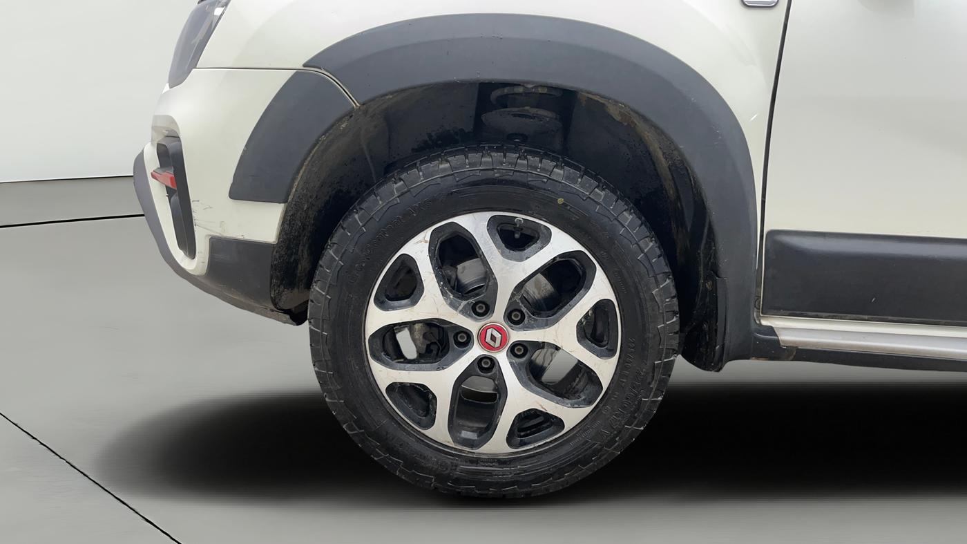 2021 Renault Duster RXZ 1.3 TURBO PETROL CVT, Petrol, Automatic, 47,632 km, Left Front Wheel