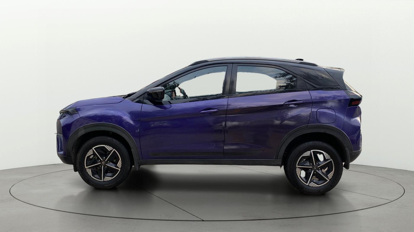 2024 Tata NEXON FEARLESS PURPLE + SUNROOF DCA DUAL TONE 1.2 PETROL, Petrol, Automatic, 15,824 km, Left Side