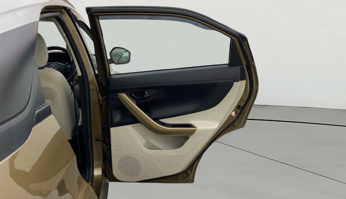 2022 Tata NEXON XZA PLUS (PREMIUM) PETROL JET, Petrol, Automatic, 16,873 km, RHS Rear Door