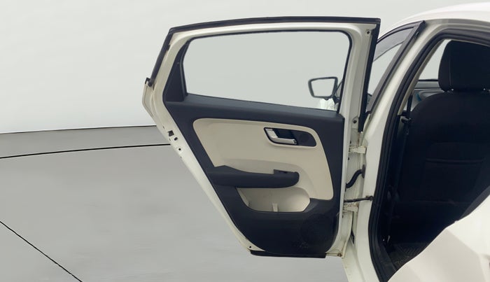 2021 Tata ALTROZ XZ PETROL, Petrol, Manual, 11,851 km, LHS Rear Door