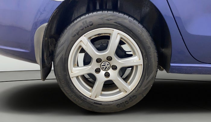 2012 Volkswagen Vento HIGHLINE DIESEL 1.6, Diesel, Manual, 73,895 km, Right Rear Wheel