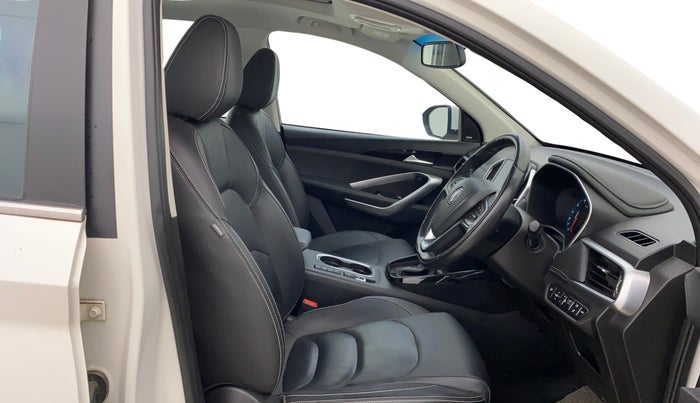 2020 MG HECTOR SHARP 1.5 DCT PETROL, Petrol, Automatic, 39,520 km, Right Side Front Door Cabin