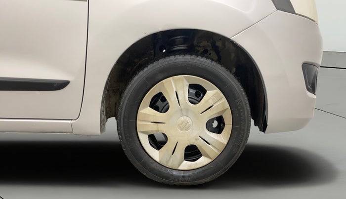 2014 Maruti Wagon R 1.0 VXI, Petrol, Manual, 77,959 km, Right Front Wheel