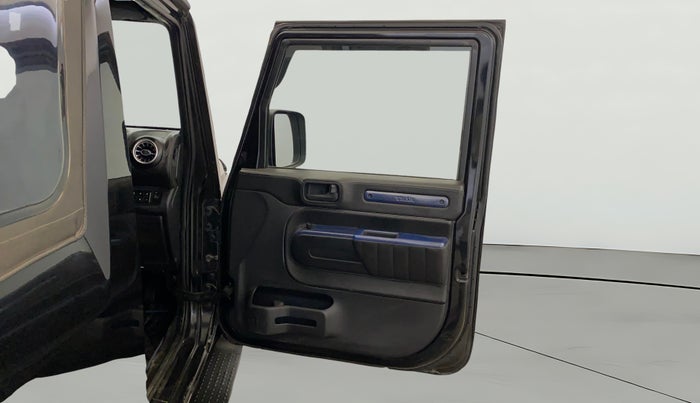 2021 Mahindra Thar LX  P 4WD AT CONVERTIBLE, Petrol, Automatic, 40,907 km, RHS Front Door