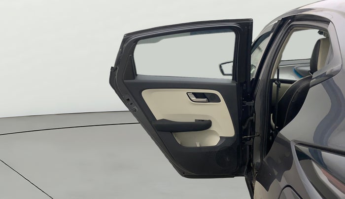 2021 Tata ALTROZ XZ PETROL, Petrol, Manual, 22,585 km, LHS Rear Door