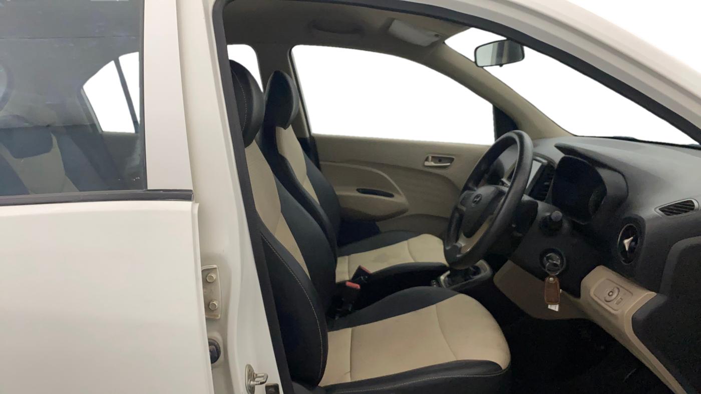 2019 Hyundai NEW SANTRO SPORTZ MT, Petrol, Manual, 40,885 km, Right Side Front Door Cabin