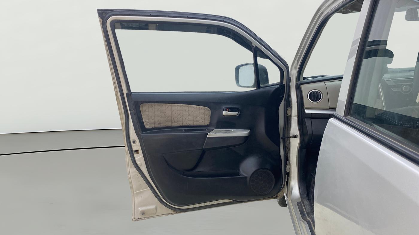 2015 Maruti Wagon R 1.0 VXI, Petrol, Manual, 84,560 km, LHS Front Door