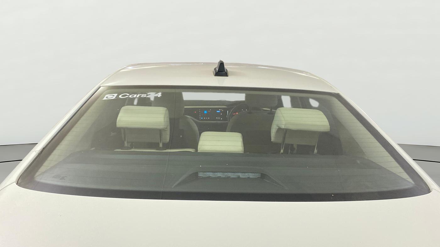 2024 Volkswagen VIRTUS HIGHLINE TSI 1.0 MT, Petrol, Manual, 6,662 km, Rear Windshield
