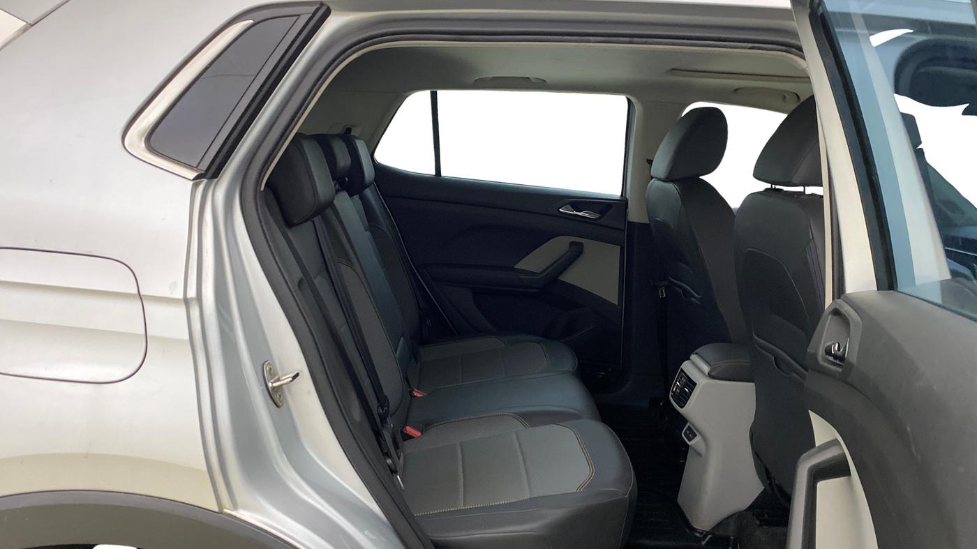2023 Skoda KUSHAQ STYLE 1.5L TSI DSG, Petrol, Automatic, 74,540 km, Right Side Rear Door Cabin