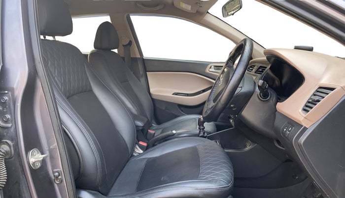 2017 Hyundai Elite i20 ASTA 1.2 (O), Petrol, Manual, 1,01,369 km, Right Side Front Door Cabin