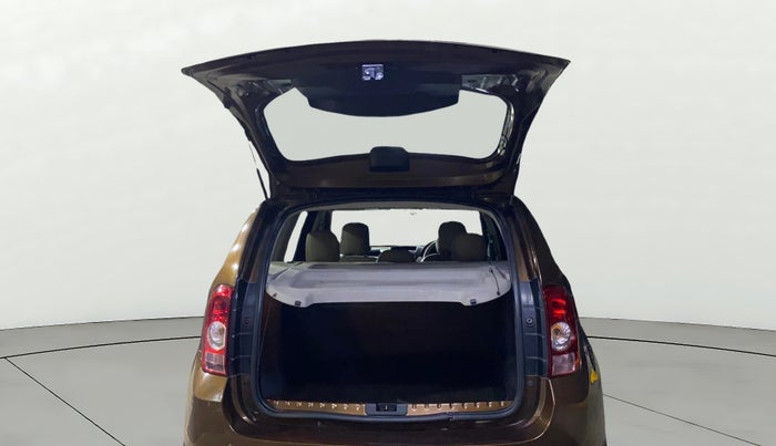 2014 Renault Duster RXL PETROL, Petrol, Manual, 37,765 km, Boot Door Open