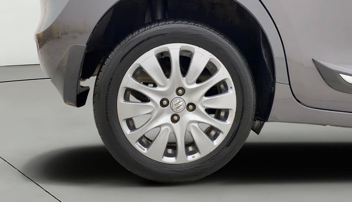 2017 Maruti Baleno ZETA DIESEL 1.3, Diesel, Manual, 92,035 km, Right Rear Wheel