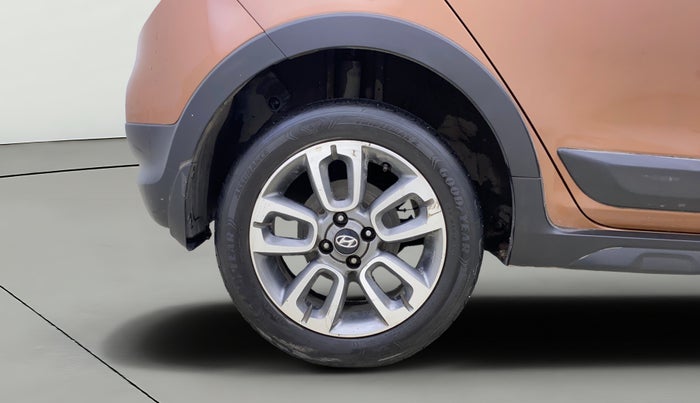 2018 Hyundai i20 Active 1.2 SX, Petrol, Manual, 54,451 km, Right Rear Wheel