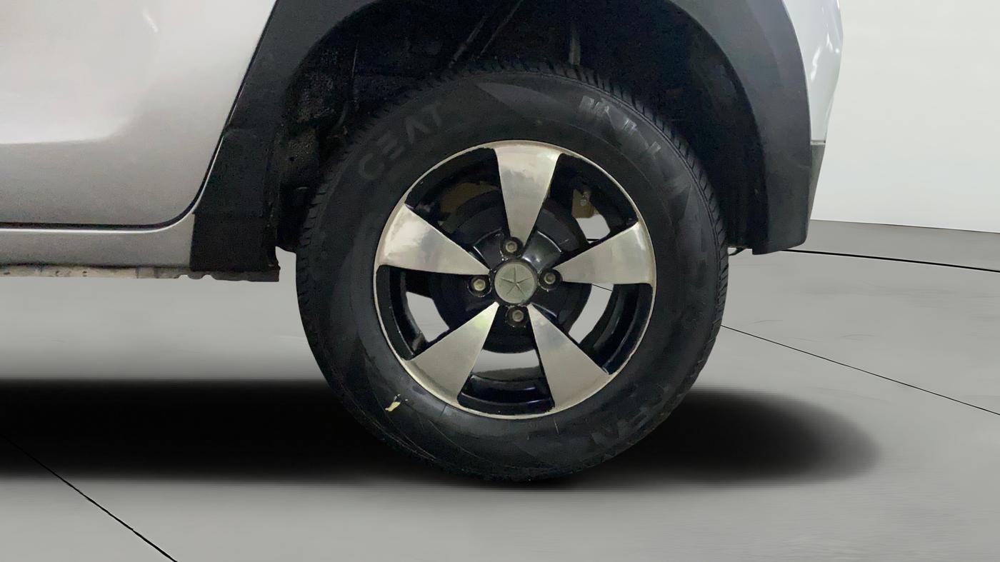 2018 Mahindra KUV 100 NXT K2 D 6S, Diesel, Manual, 68,448 km, Left Rear Wheel