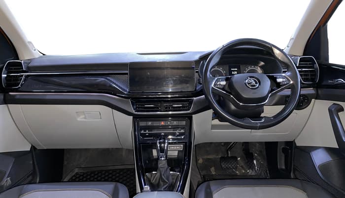 2022 Skoda KUSHAQ STYLE 1.0L TSI AT (6 AIRBAGS), Petrol, Automatic, 15,721 km, Dashboard