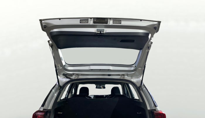 2022 KIA SONET HTE 1.5, Diesel, Manual, 35,394 km, Boot Door Open