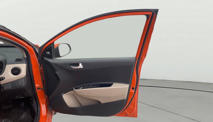 2018 Hyundai Grand i10 SPORTZ (O) AT 1.2 KAPPA VTVT, Petrol, Automatic, 59,569 km, RHS Front Door