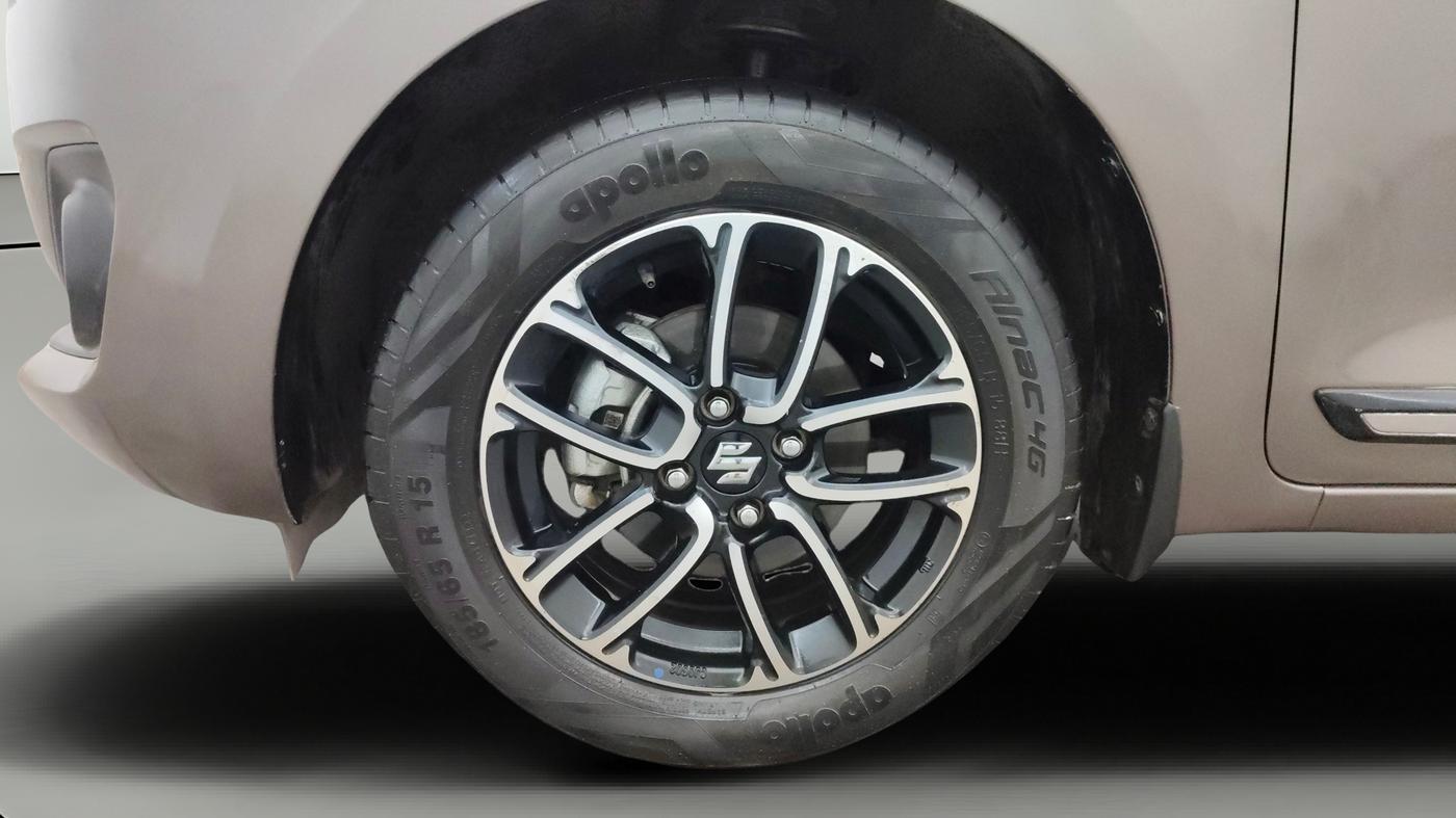 2022 Maruti Swift ZXI PLUS AMT, Petrol, Automatic, 26,885 km, Left Front Wheel