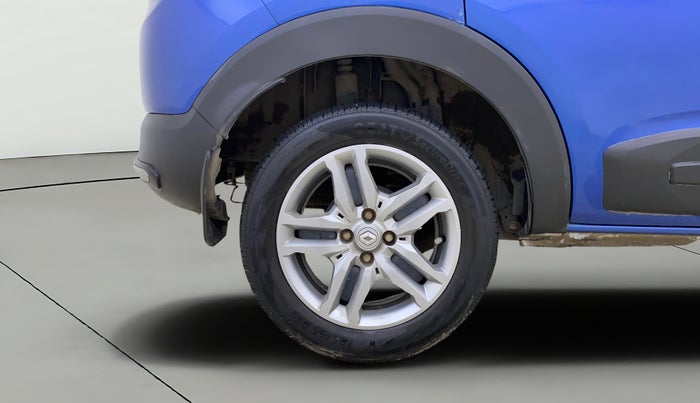 2021 Renault TRIBER RXZ AMT, Petrol, Automatic, 22,971 km, Right Rear Wheel