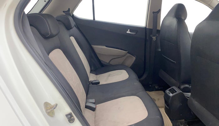 2013 Hyundai Grand i10 ASTA 1.1 CRDI, Diesel, Manual, 92,533 km, Right Side Rear Door Cabin