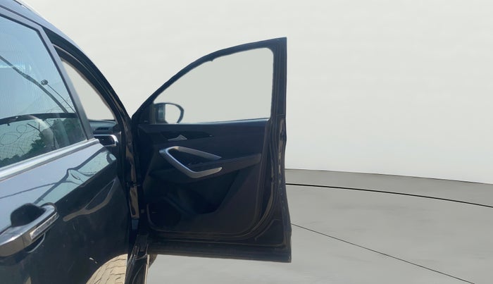 2019 MG HECTOR SMART 1.5 DCT PETROL, Petrol, Automatic, 48,170 km, RHS Front Door