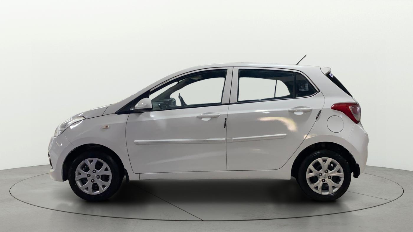 2015 Hyundai Grand i10 MAGNA 1.2 KAPPA VTVT, Petrol, Manual, 31,752 km, Left Side