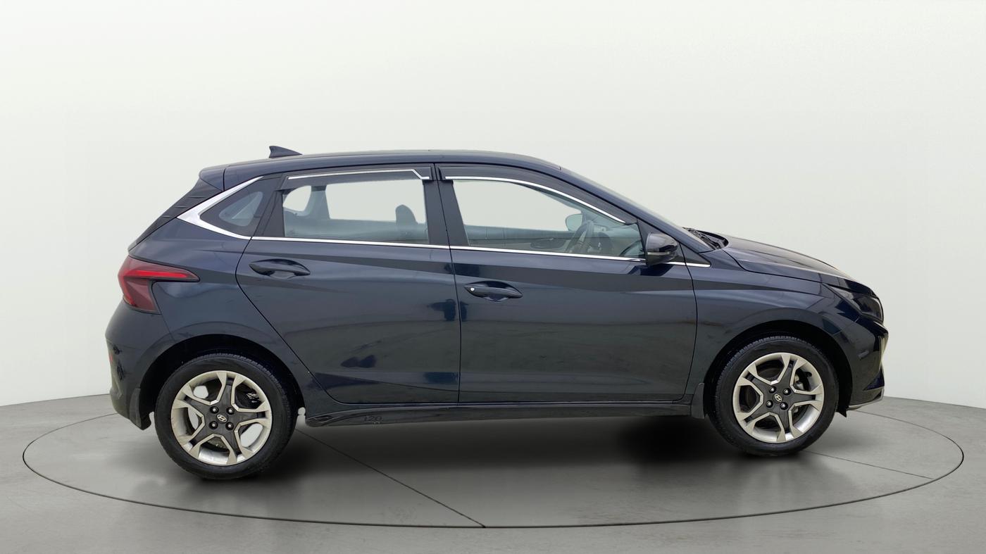 2025 Hyundai NEW I20 Sportz (O) 1.2, Petrol, Manual, 2,055 km, Right Side View