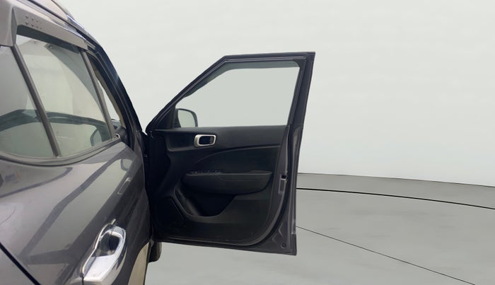 2020 Hyundai VENUE SX PLUS 1.0 TURBO DCT, Petrol, Automatic, 1,07,678 km, RHS Front Door