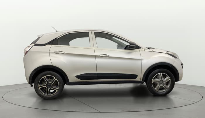 2018 Tata NEXON XM PETROL, CNG, Manual, 1,00,385 km, Right Side View